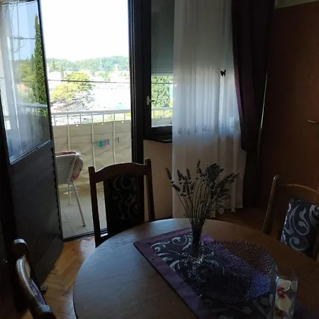 Raguz Apartment